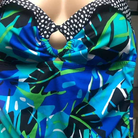24th & OCEAN TANKINI- SIZE M - MULTI COLORS - Picture 2 of 10